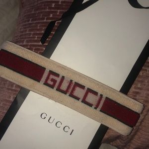 Gucci hair band/ will clean before shipping